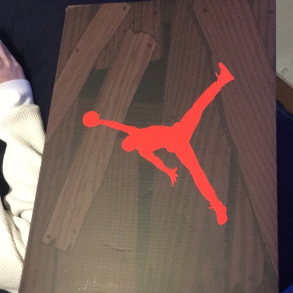 2021 raging bull 5s size 9.5 - Picture 2 of 3